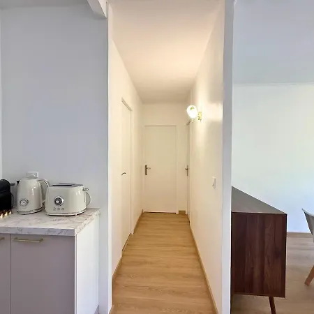 Lumineux T3 Renove, A Pied, Proche